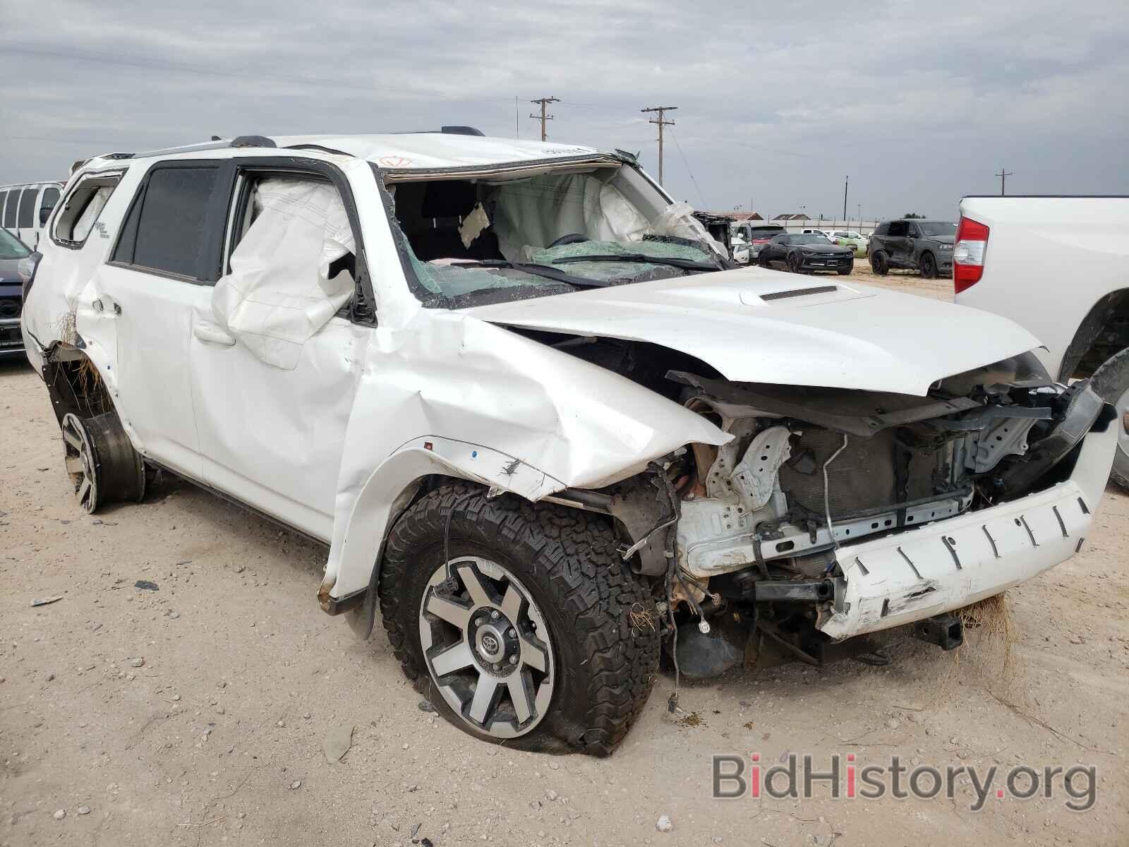 Photo JTEBU5JR0J5501834 - TOYOTA 4RUNNER 2018