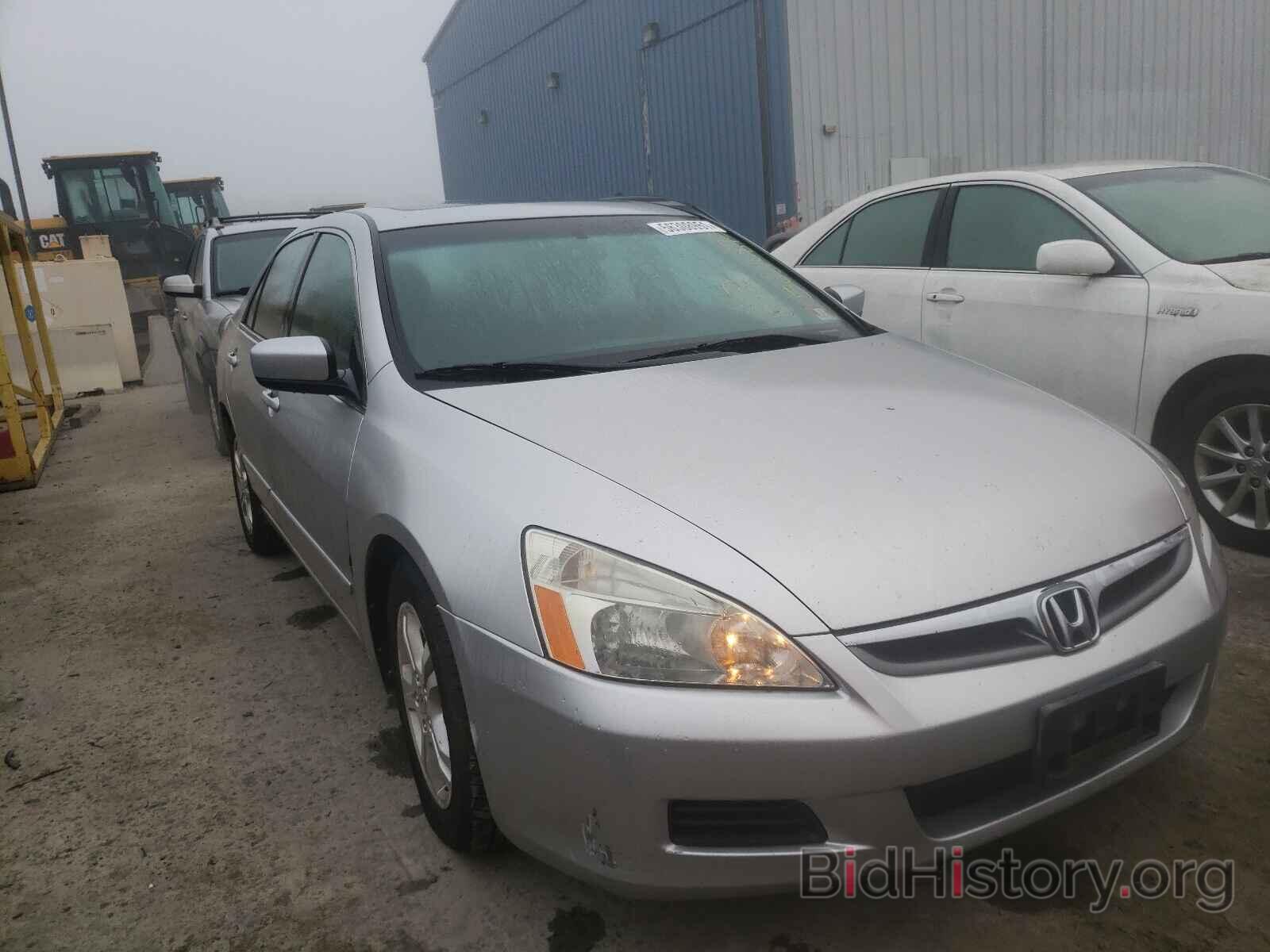 Photo 1HGCM56737A007727 - HONDA ACCORD 2007