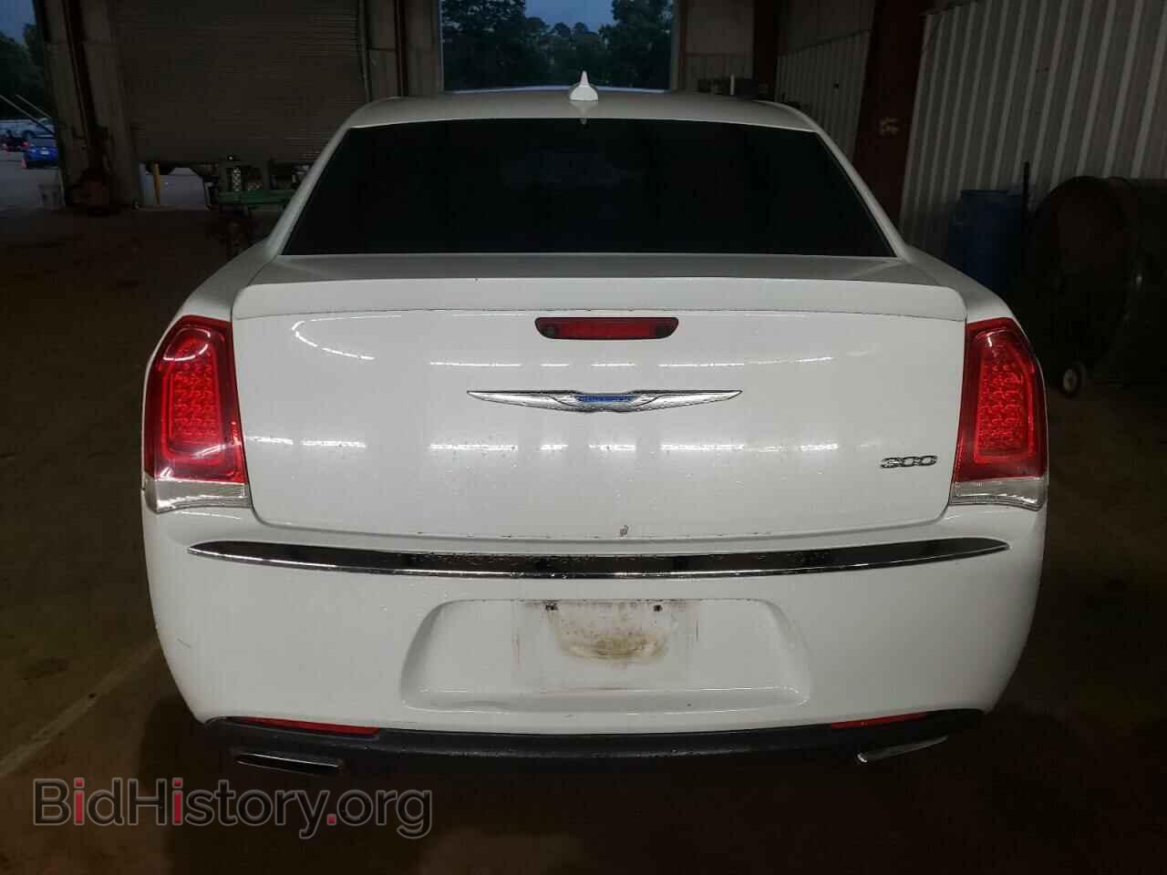 2017 CHRYSLER 300 - VIN: 2C3CCAAG9HH553070 - Фото 6