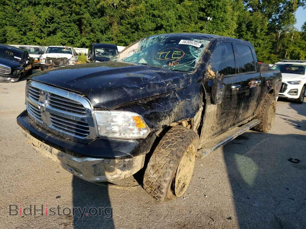 2018 RAM 1500 - VIN: 1C6RR7LT7JS352131 - Фото 2