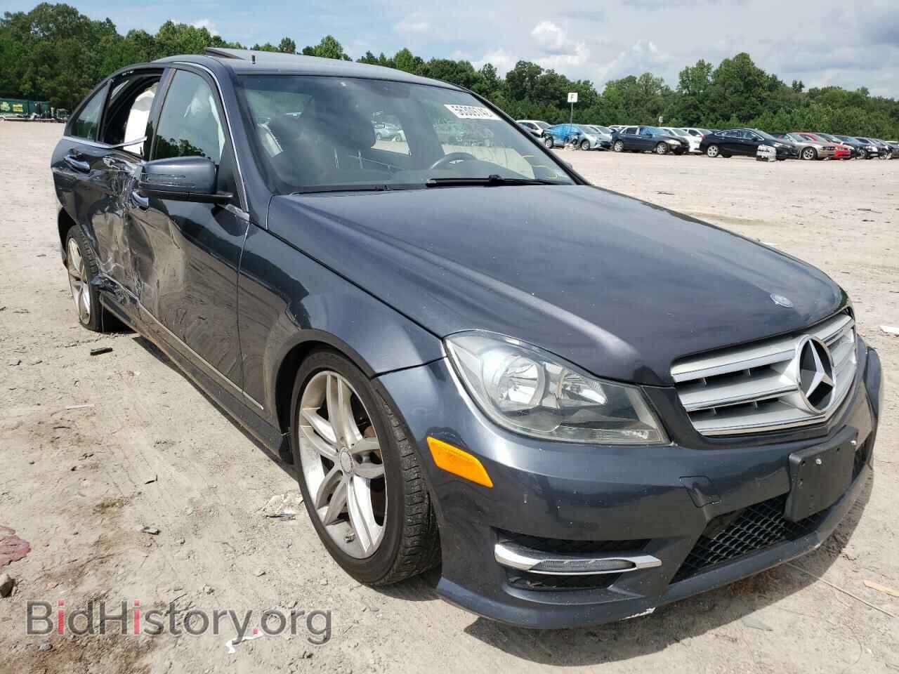 Photo WDDGF8AB6DR252239 - MERCEDES-BENZ C-CLASS 2013