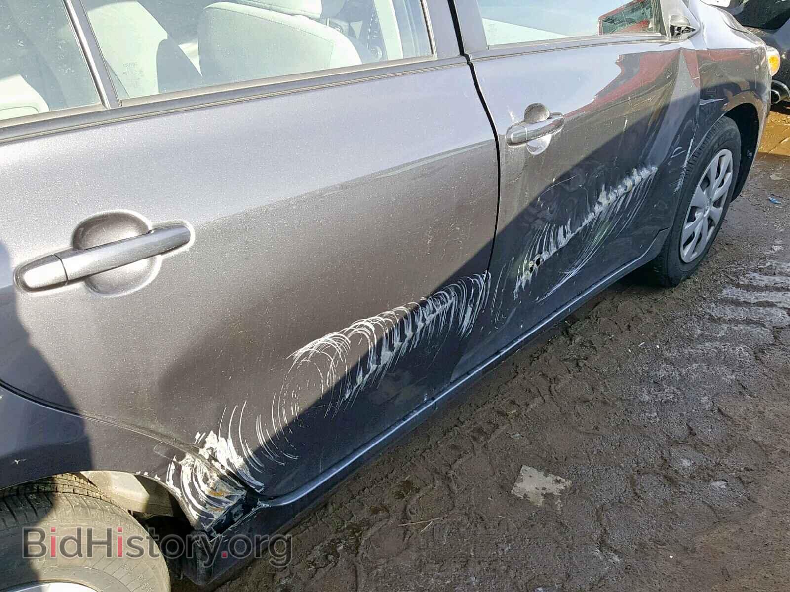 2011 TOYOTA COROLLA BA - VIN: JTDBU4EE7BJ102479 - Фото 9