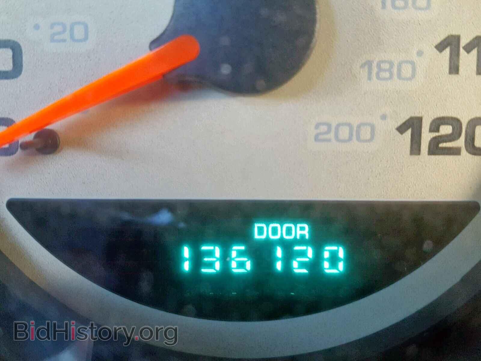 2000 DODGE NEON - VIN: 1B3ES46C2YD681051 - Фото 8