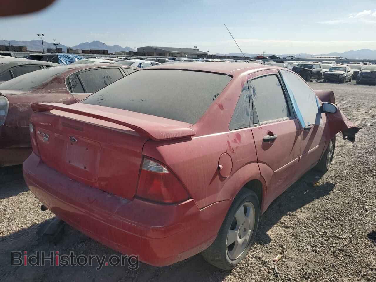 2007 FORD FOCUS - VIN: 1FAFP34N67W262440 - Фото 3