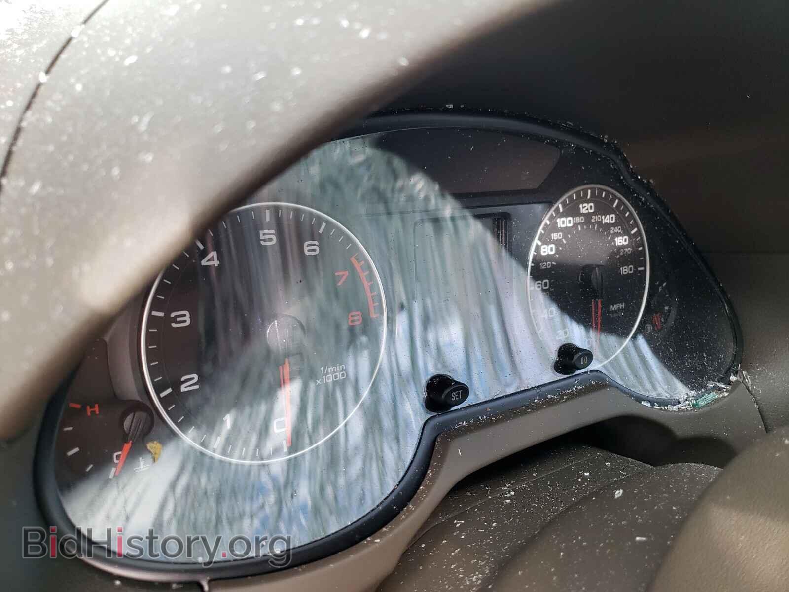 2011 AUDI Q5 - VIN: WA1LFAFPXBA050787 - Фото 8