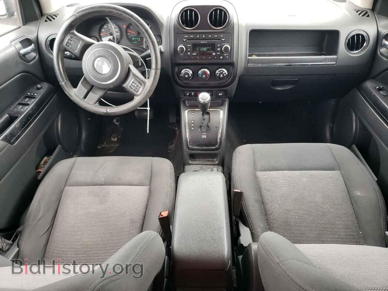 2011 JEEP COMPASS - VIN: 1J4NF1FBXBD281166 - Фото 8