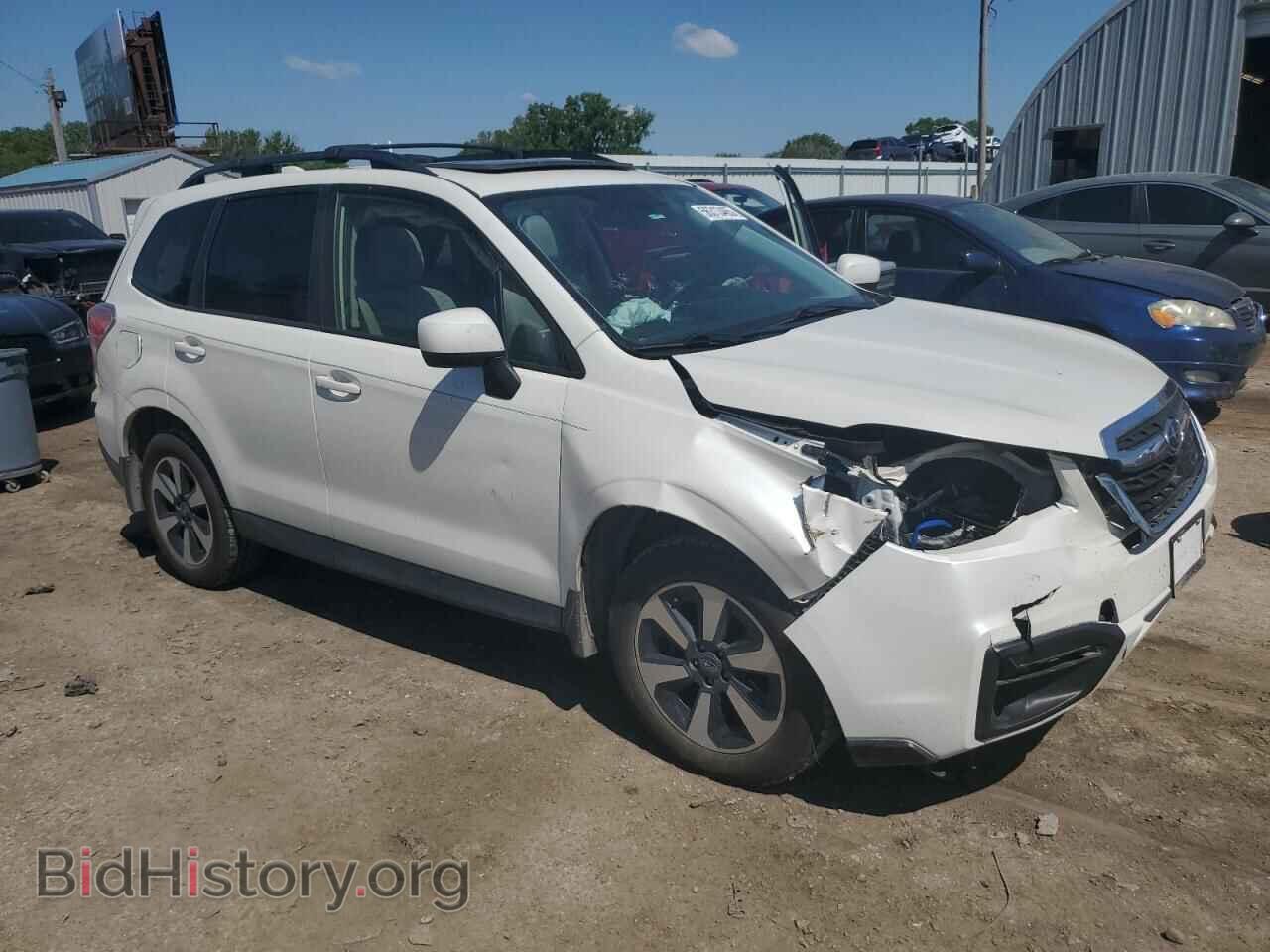 2017 SUBARU FORESTER - VIN: JF2SJAEC5HG463710 - Фото 4