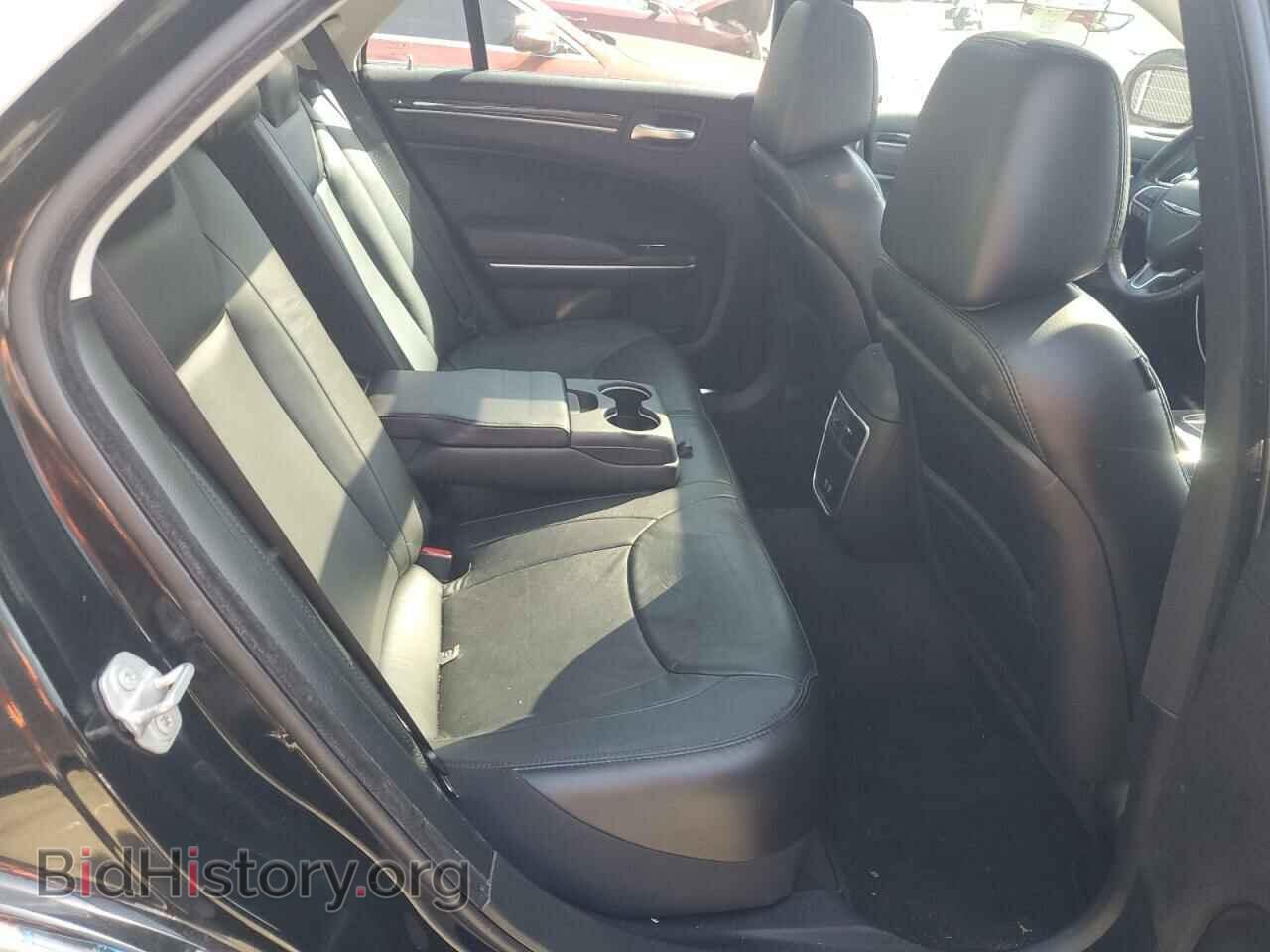 2016 CHRYSLER 300 - VIN: 2C3CCAAG7GH311232 - Фото 10