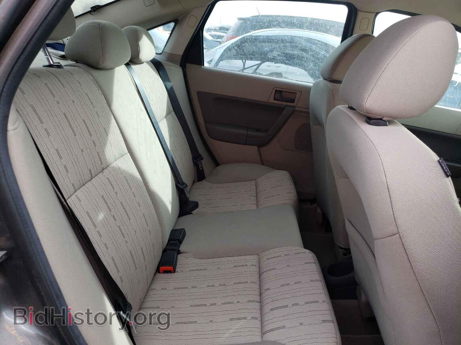 2011 FORD FOCUS - VIN: 1FAHP3FN0BW117697 - Фото 6