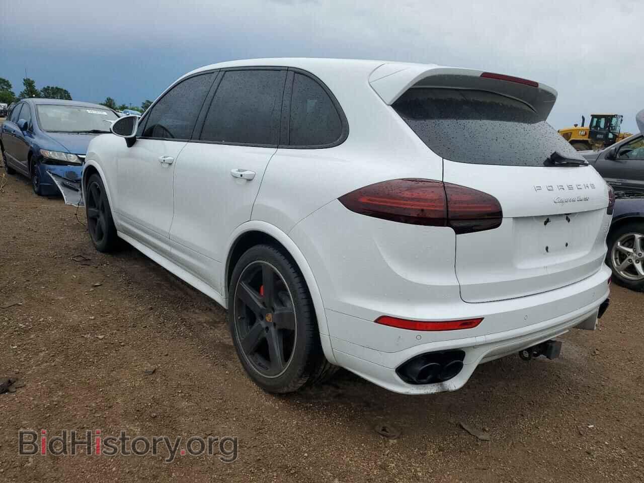 2016 PORSCHE CAYENNE - VIN: WP1AC2A27GLA89371 - Фото 2