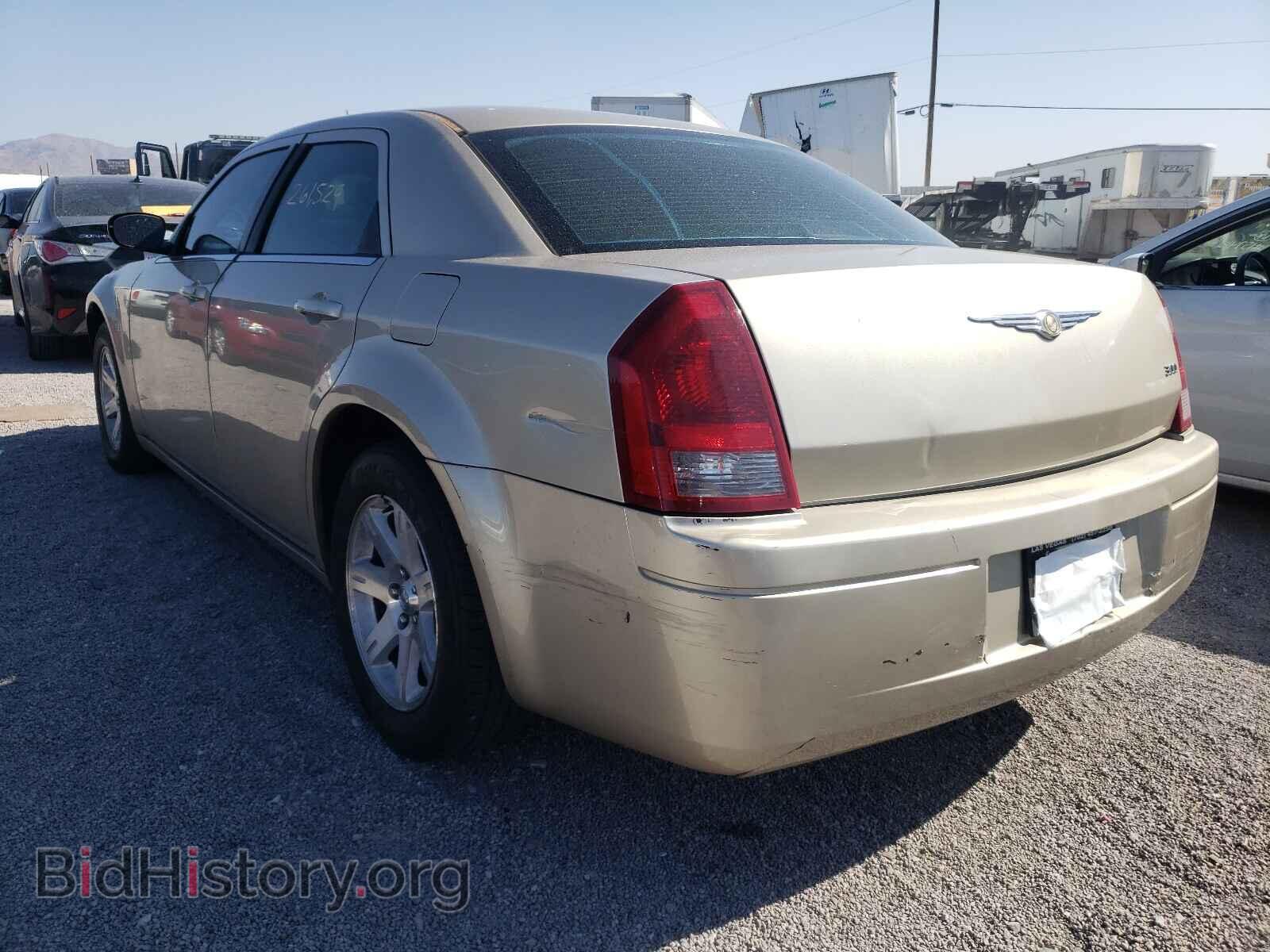 2006 CHRYSLER 300 - VIN: 2C3KA43RX6H303349 - Фото 3