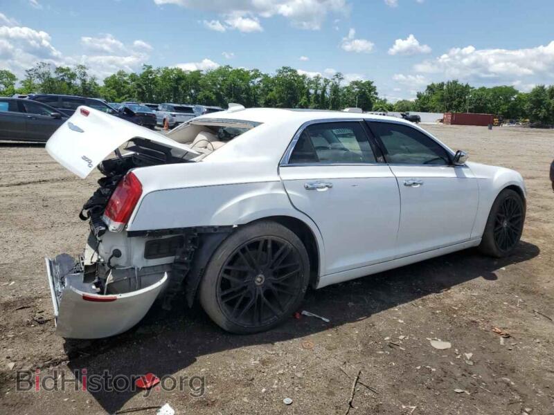 2016 Chrysler 300 (VIN 2C3CCAET0GH128665) — фото 3 из 12