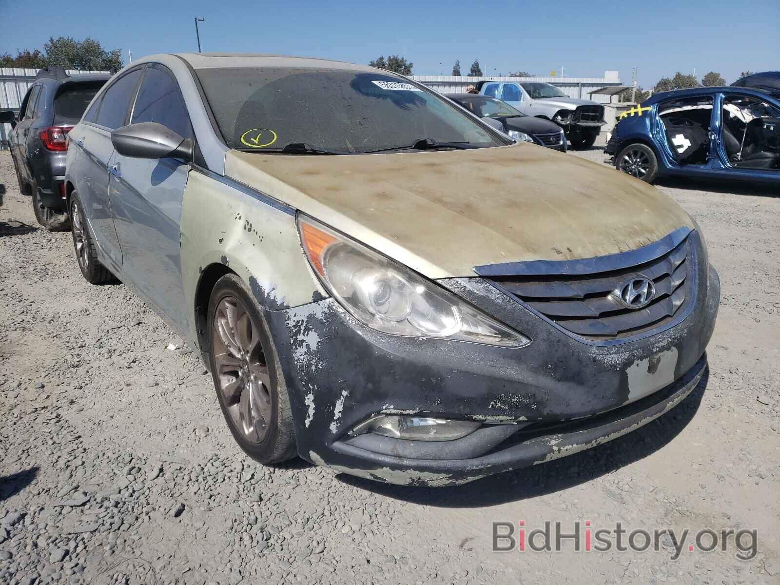 Photo 5NPEC4AC2BH096166 - HYUNDAI SONATA 2011