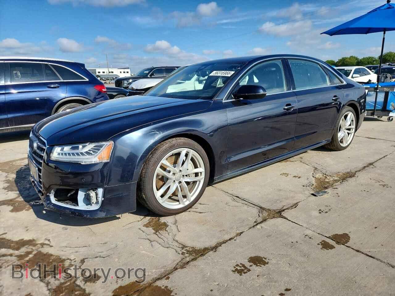 Фотография WAU44AFD0HN018046 - AUDI A8 2017