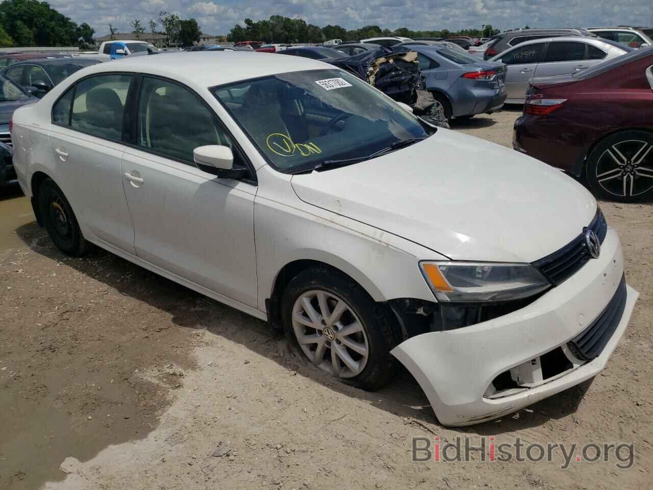 Photo 3VWDP7AJ3CM379135 - VOLKSWAGEN JETTA 2012