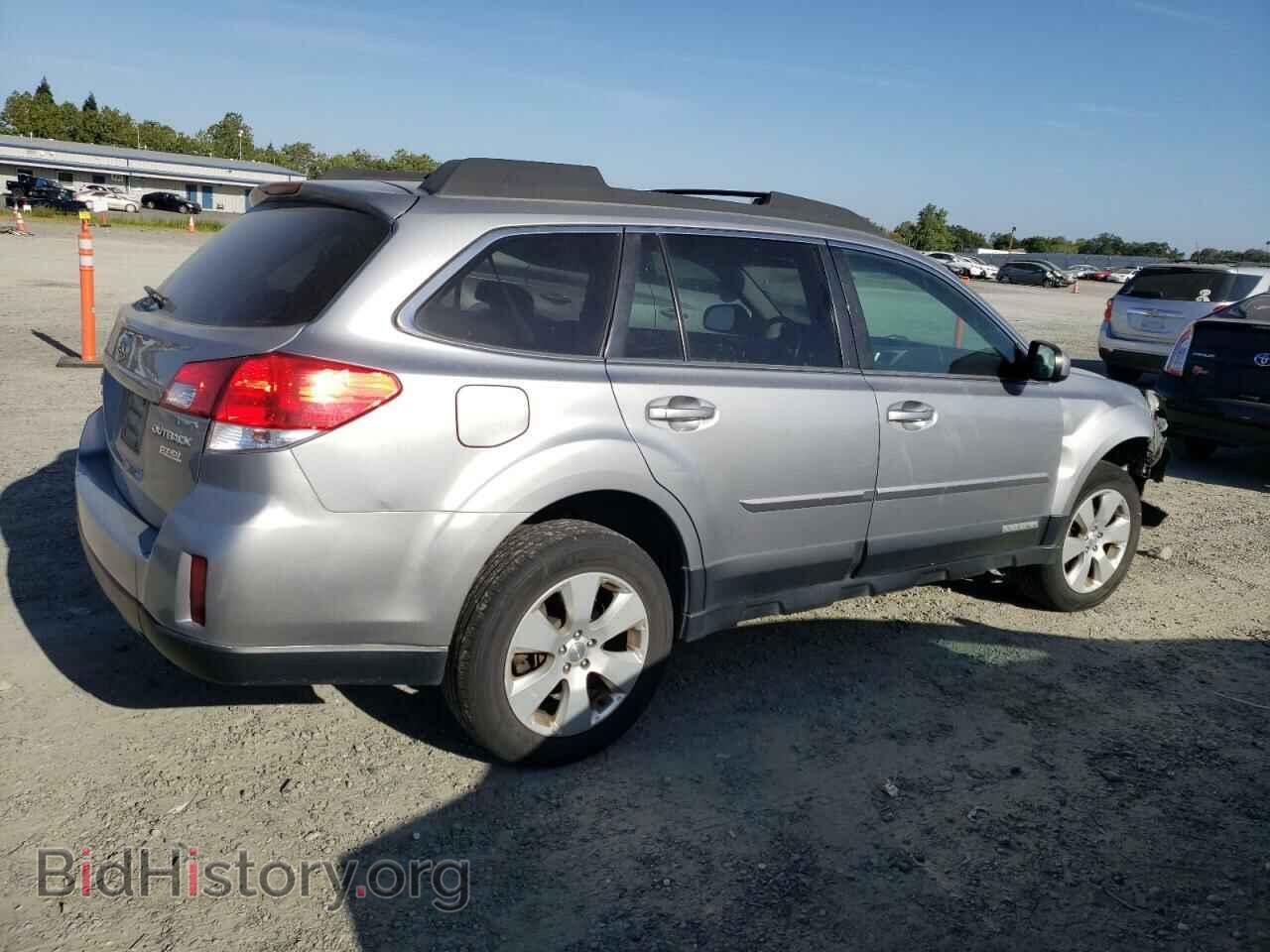 2011 SUBARU OUTBACK - VIN: 4S4BRBCC2B3386532 - Фото 3