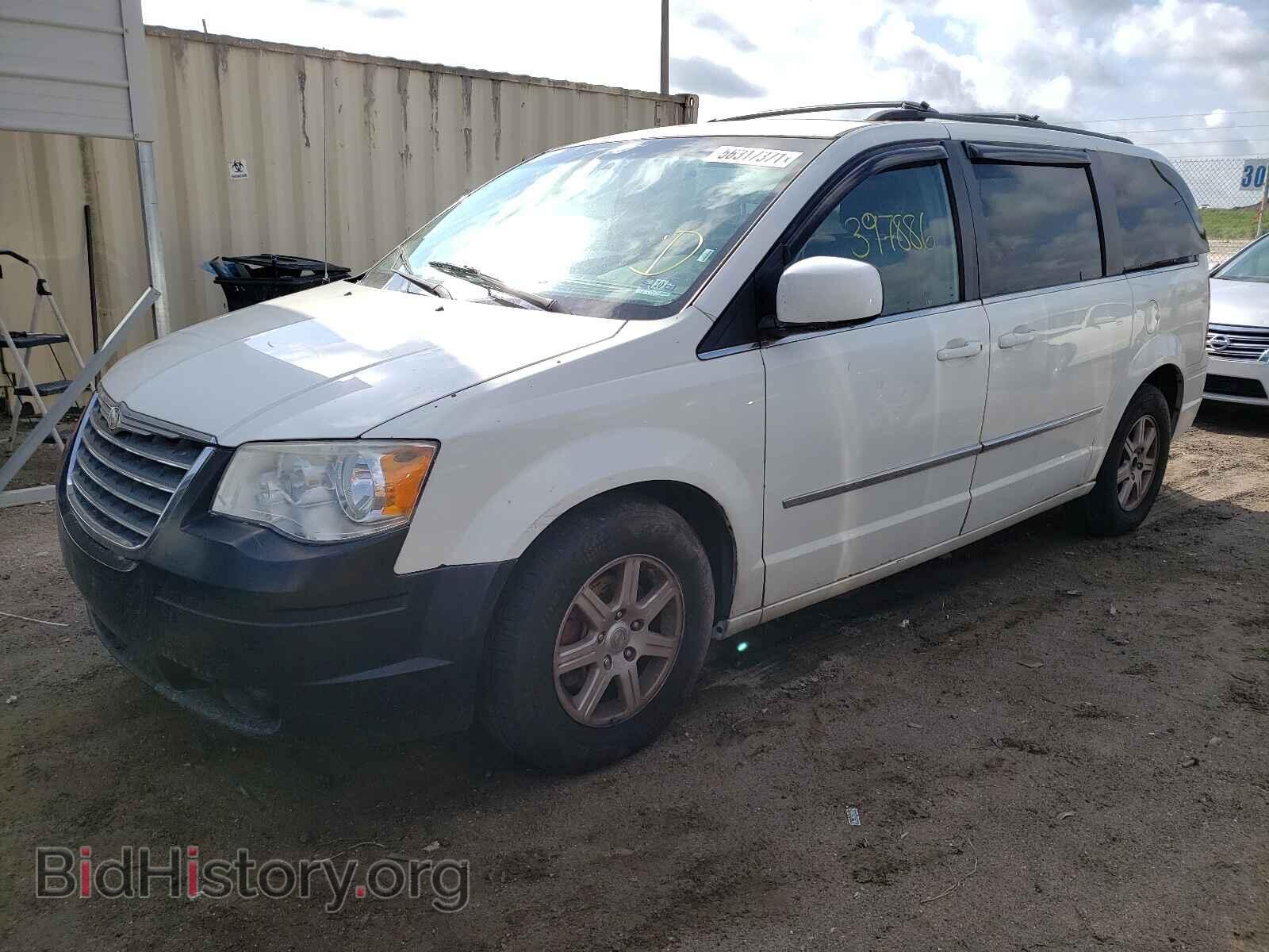 2010 CHRYSLER MINIVAN - VIN: 2A4RR5D11AR324220 - Photo 2