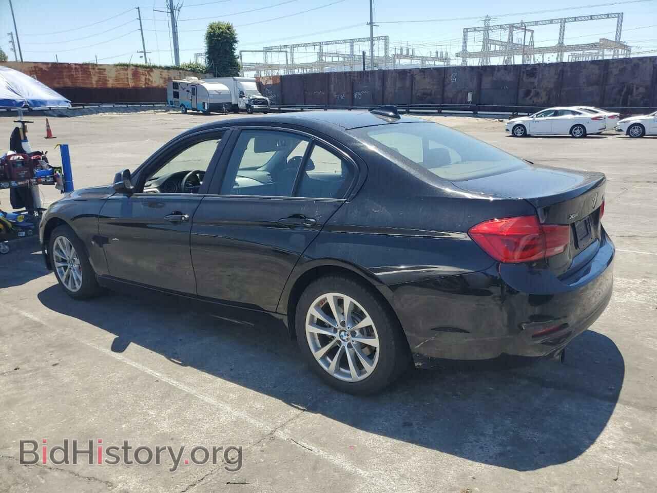 2016 BMW 3 SERIES - VIN: WBA8E5G51GNU21710 - Фото 2