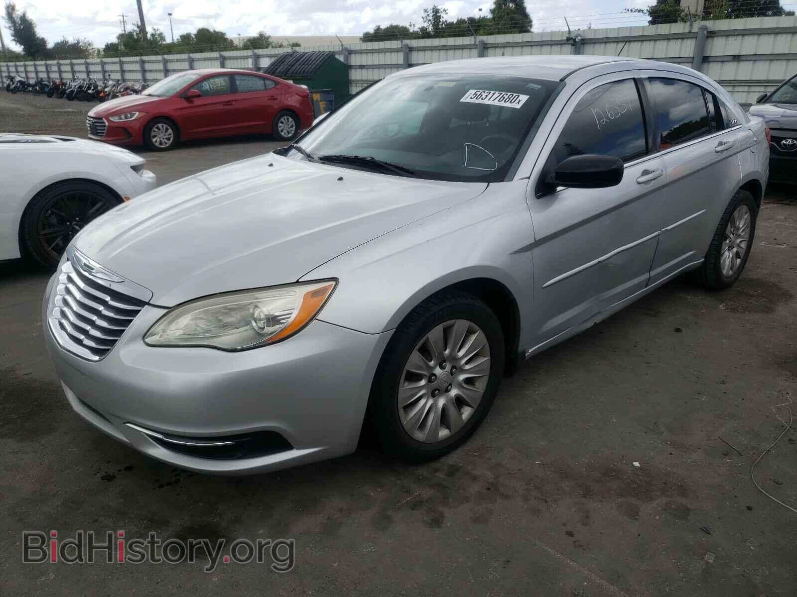 2012 CHRYSLER 200 - VIN: 1C3CCBAB8CN201995 - Фото 2