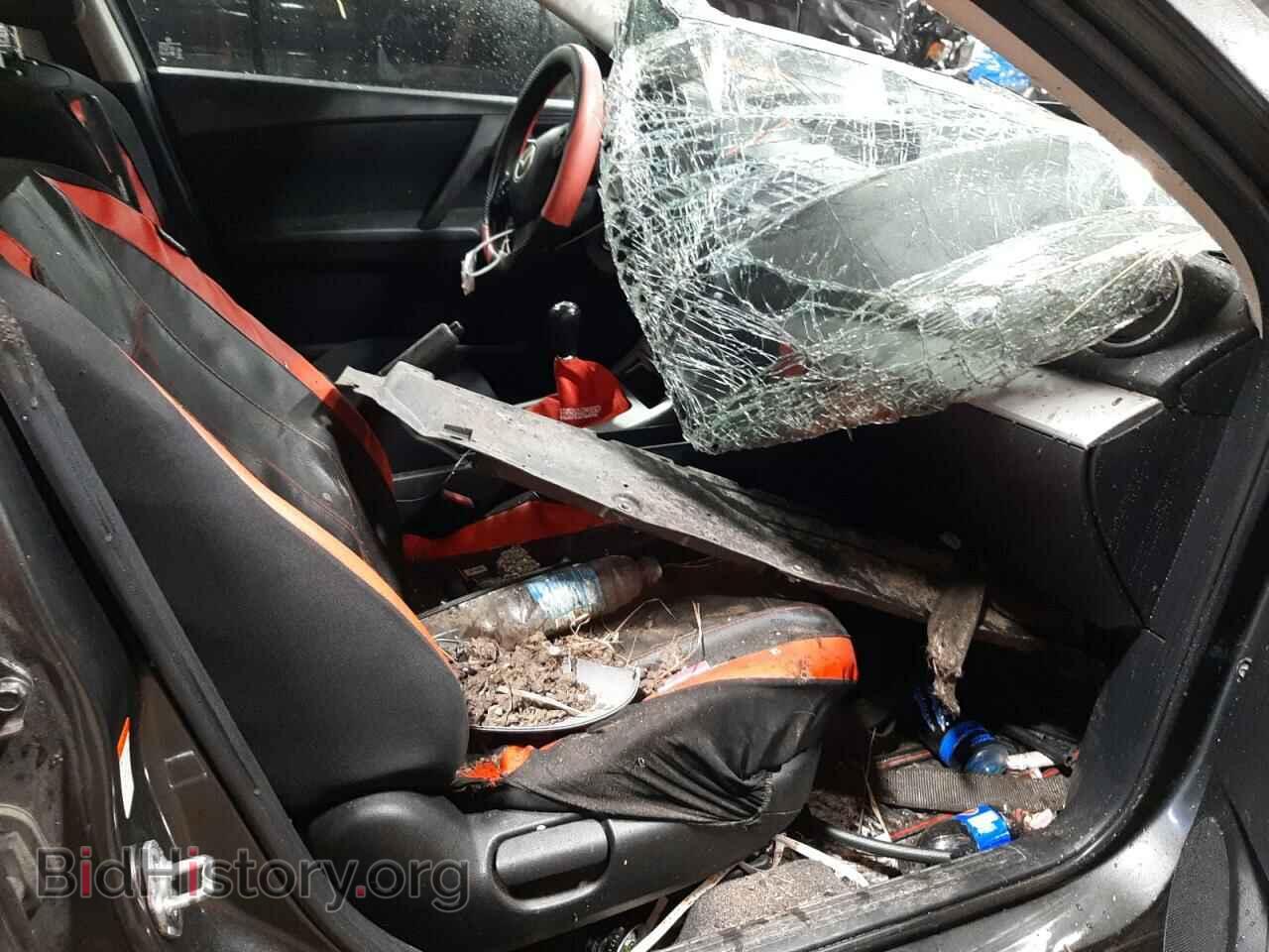 2011 MAZDA 3 - VIN: JM1BL1VG2B1476582 - Photo 5