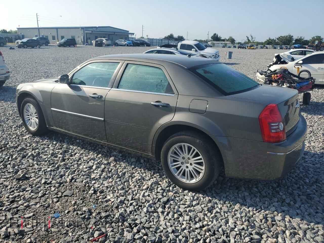 2008 CHRYSLER 300 - VIN: 2C3KA53G38H142026 - Фото 2