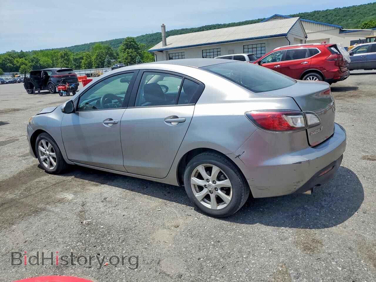 2010 MAZDA 3 - VIN: JM1BL1SG7A1151204 - Фото 2
