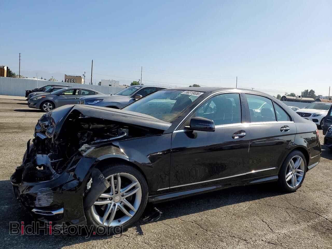 Фотография WDDGF8BB8CR226237 - MERCEDES-BENZ C-CLASS 2012