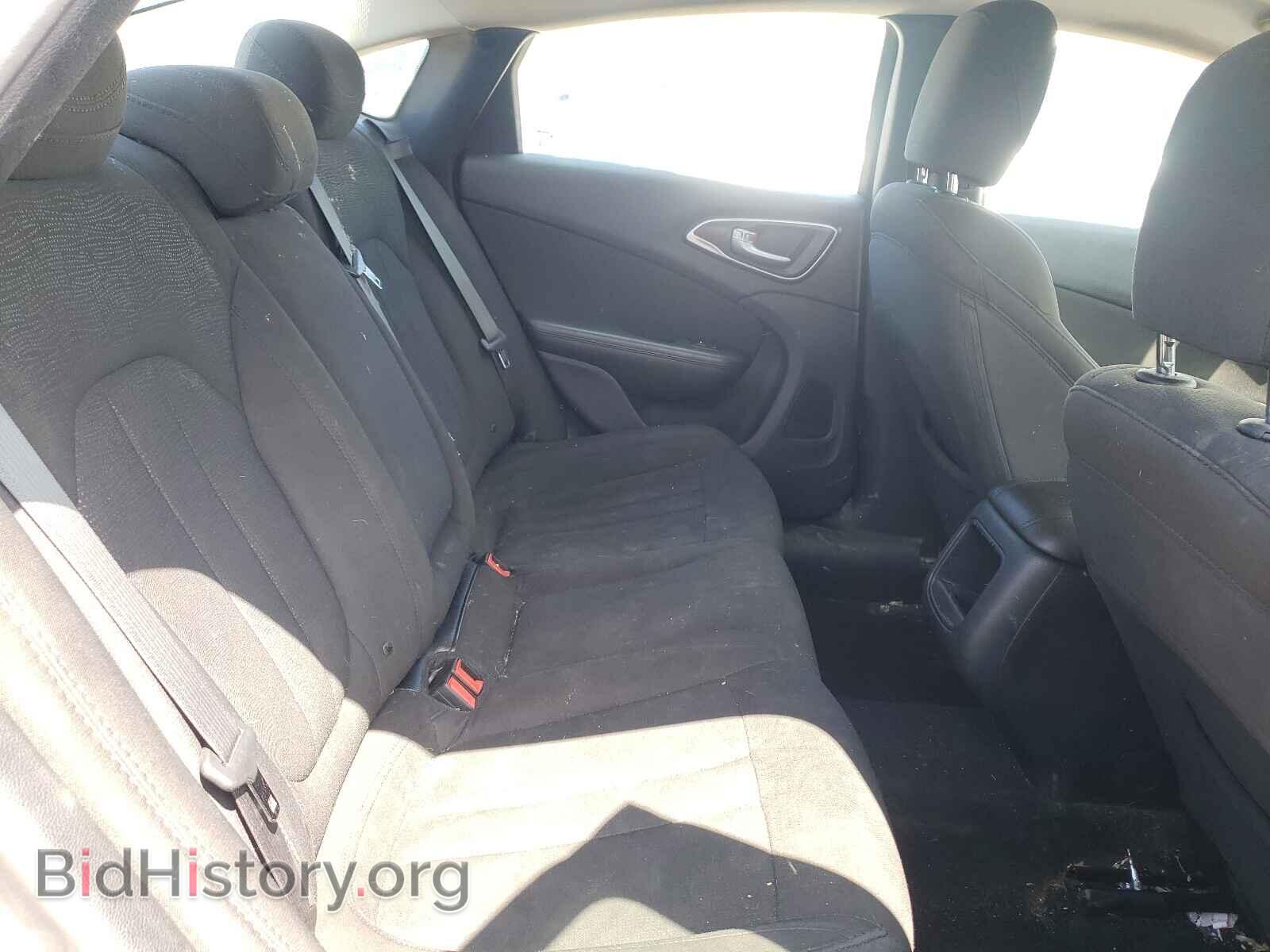 2016 CHRYSLER 200 - VIN: 1C3CCCAB7GN165034 - Фото 6
