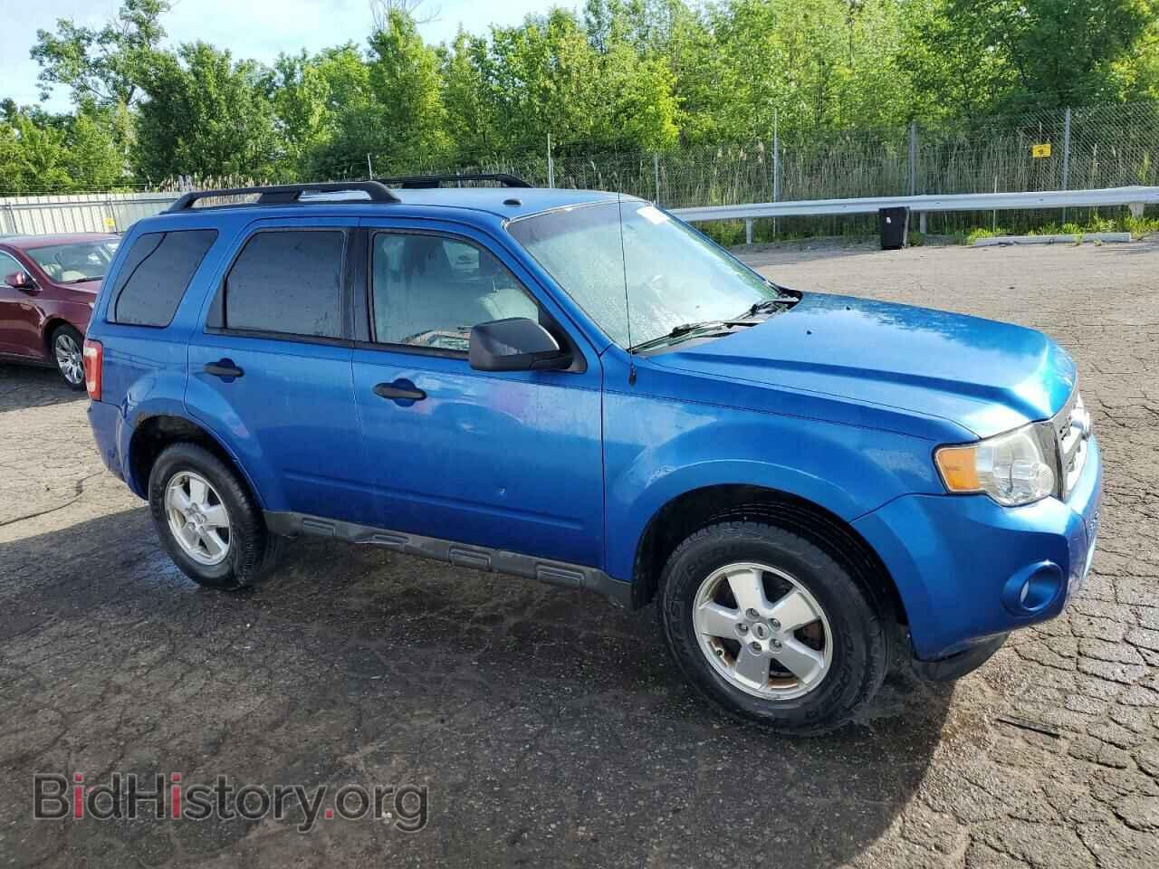 2011 FORD ESCAPE - VIN: 1FMCU0D73BKC41000 - Фото 4