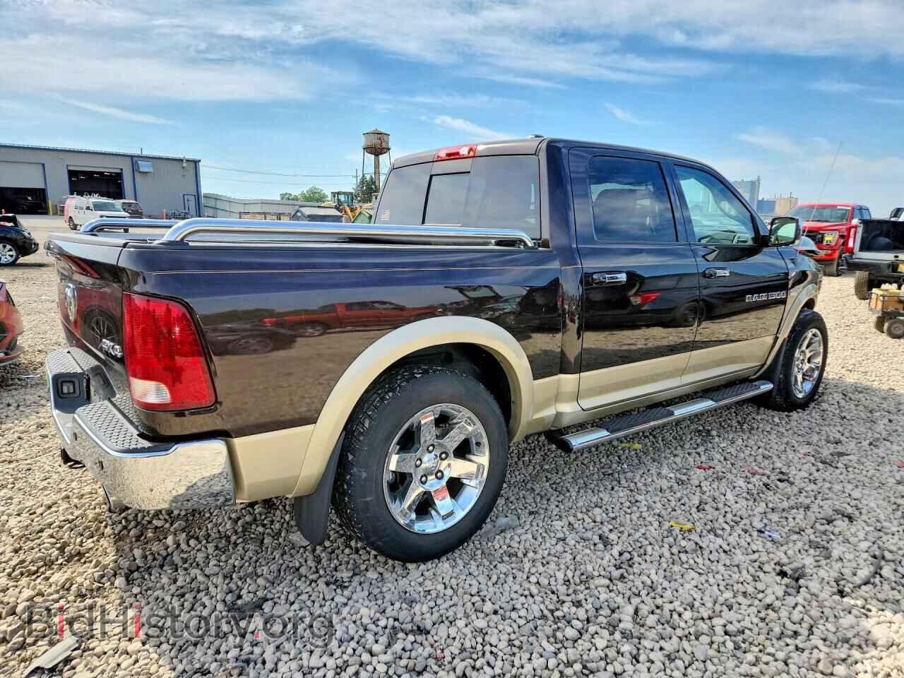 2011 DODGE RAM 1500 - VIN: 1D7RV1CT8BS570670 - Фото 3