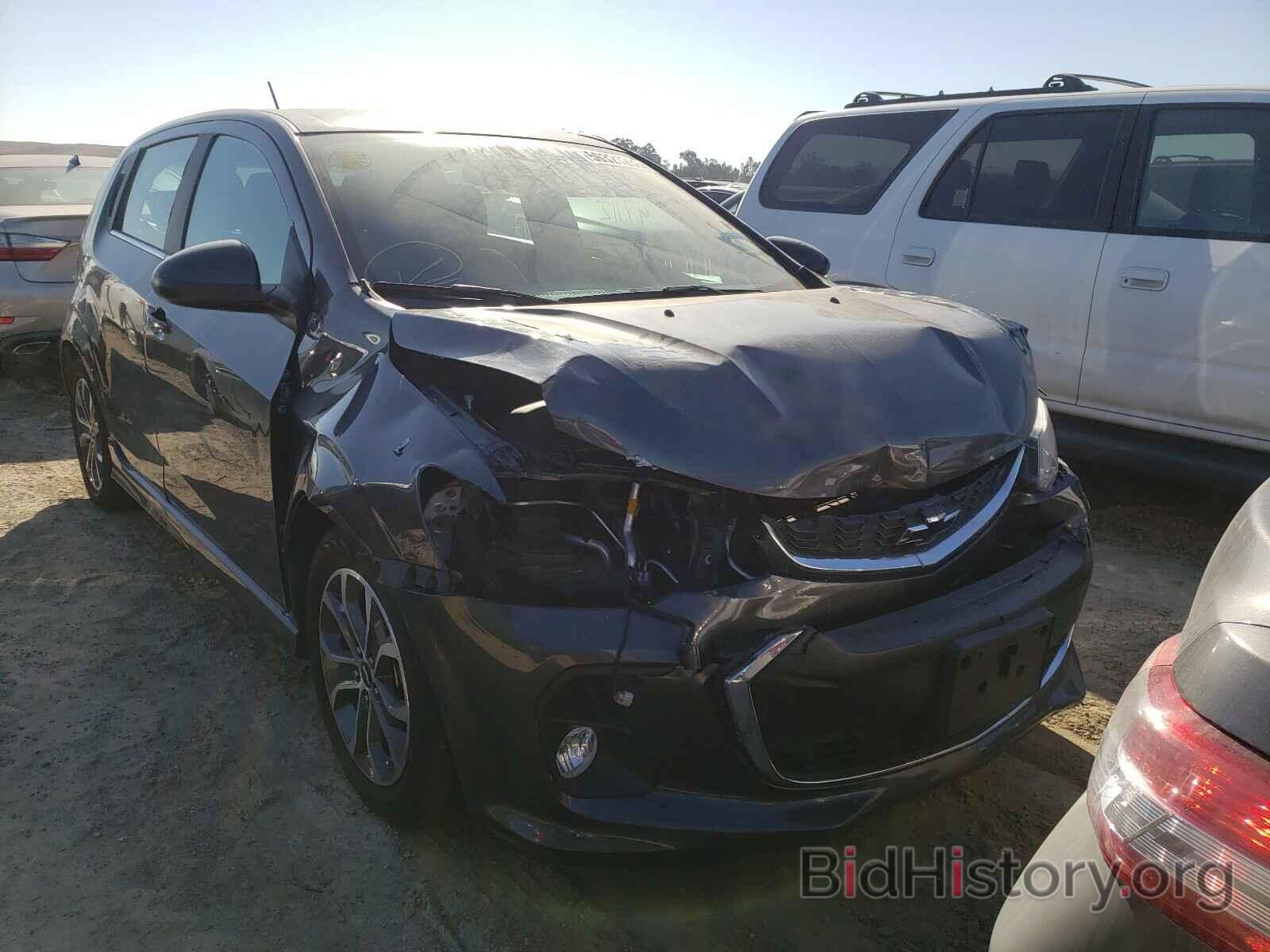 Photo 1G1JD6SG6J4103772 - CHEVROLET SONIC 2018