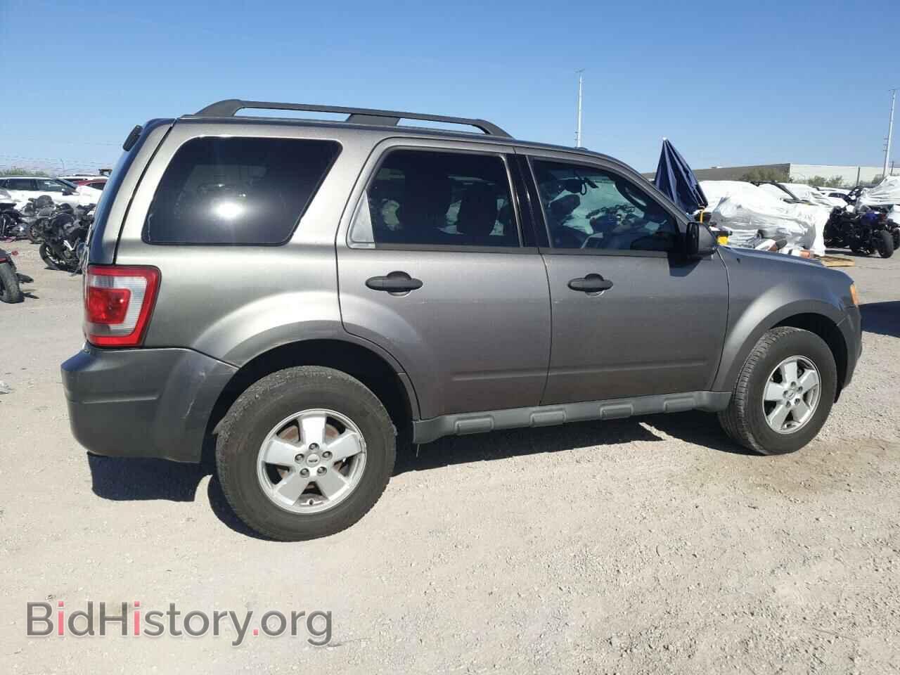 2011 FORD ESCAPE - VIN: 1FMCU0D70BKC03434 - Фото 3