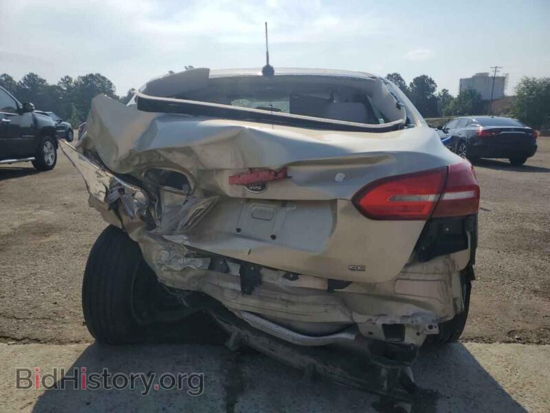 2017 Ford FOCUS (VIN 1FADP3F21HL322931) — photo 6 of 15