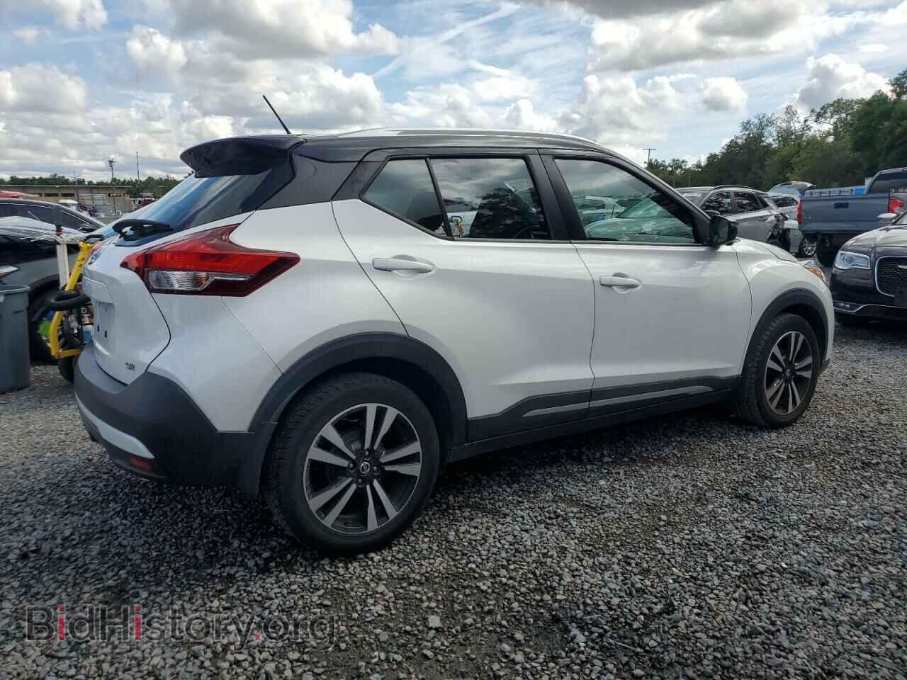 2019 NISSAN KICKS - VIN: 3N1CP5CU3KL491645 - Фото 3