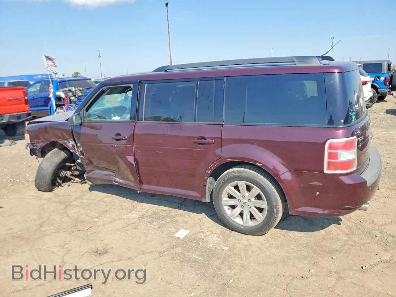2011 FORD FLEX - VIN: 2FMGK5BC1BBD18123 - Photo 2