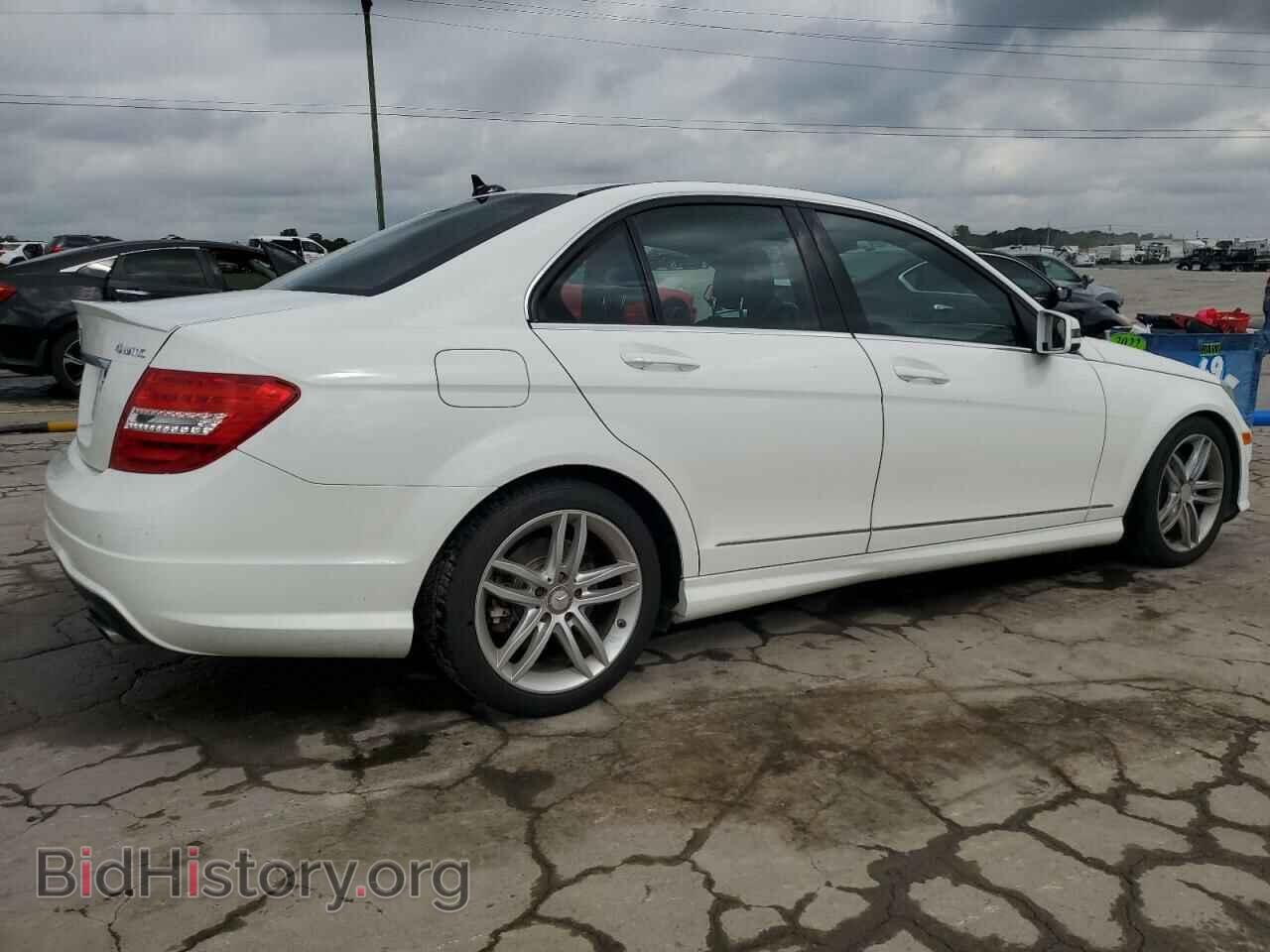 2013 MERCEDES-BENZ C-CLASS - VIN: WDDGF8AB3DA788872 - Фото 3