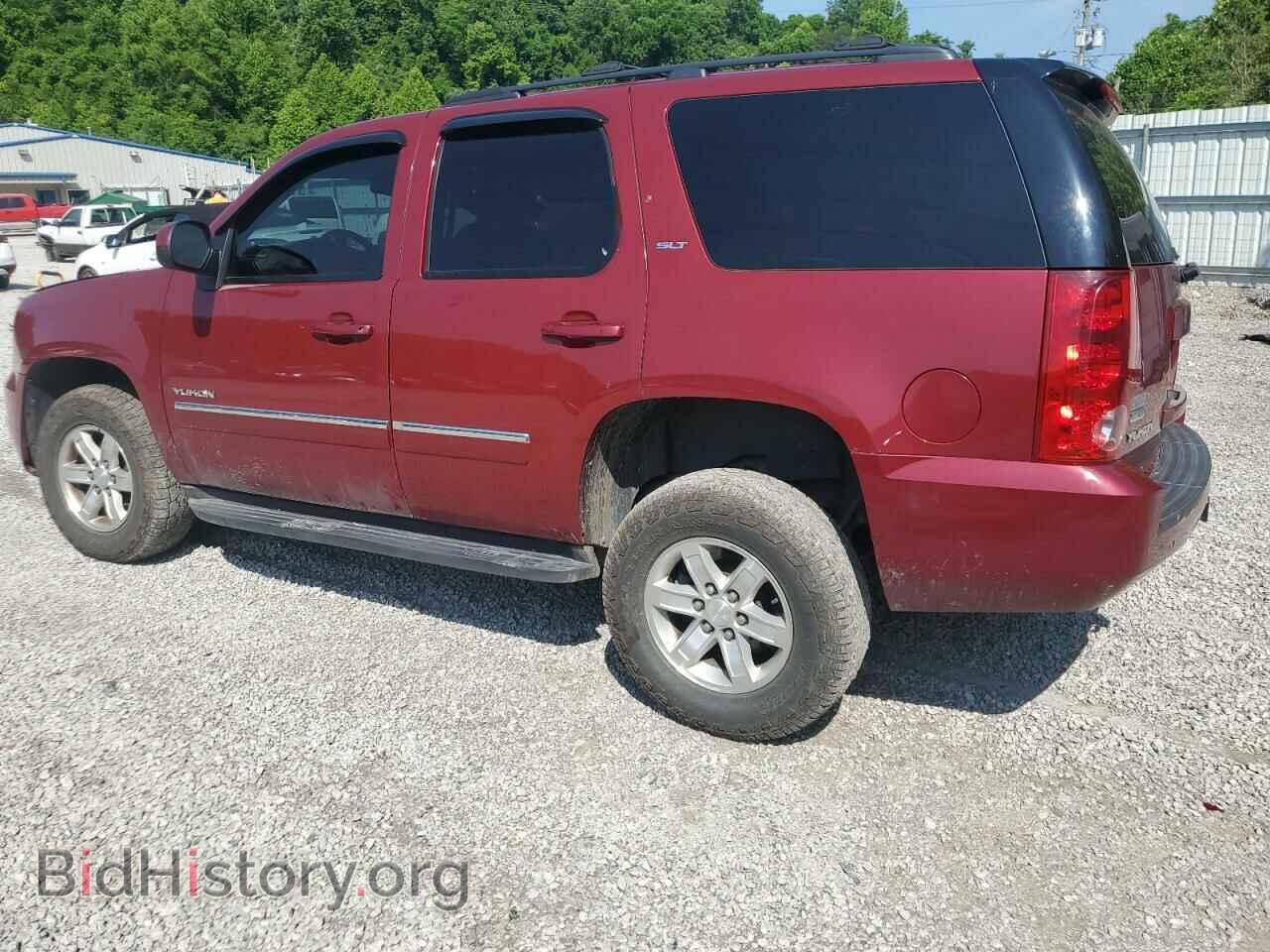 2011 GMC YUKON - VIN: 1GKS2CE07BR323235 - Photo 2