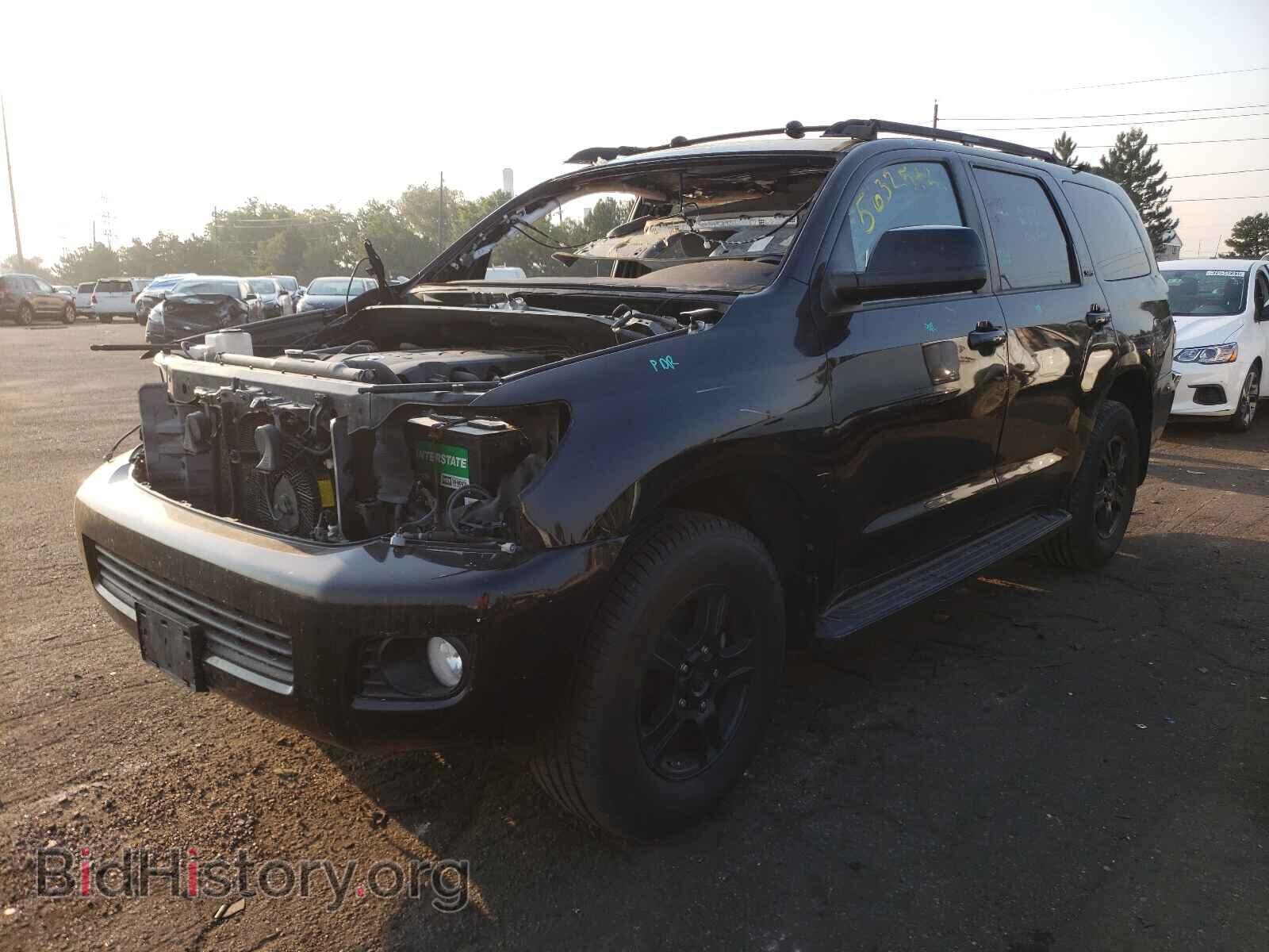 2012 TOYOTA SEQUOIA - VIN: 5TDBY5G11CS066880 - Фото 2