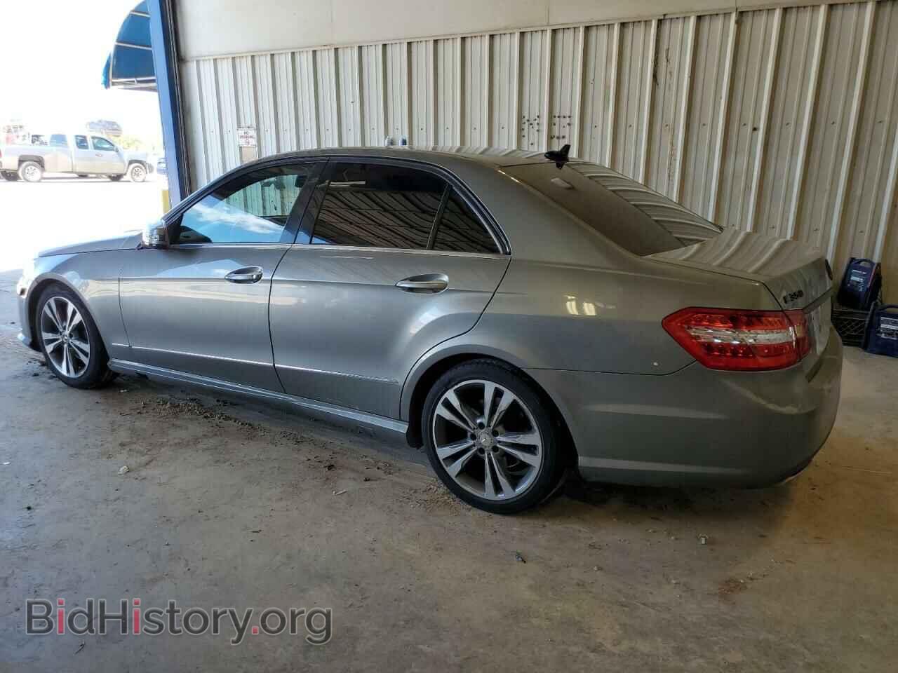 2011 MERCEDES-BENZ E-CLASS - VIN: WDDHF5GB8BA410182 - Фото 2