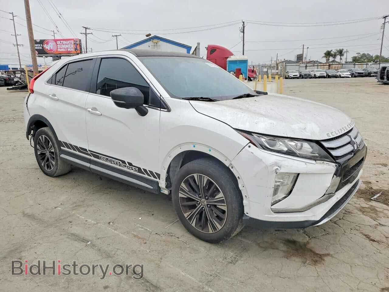 2018 MITSUBISHI ECLIPSE - VIN: JA4AT5AAXJZ044952 - Photo 4