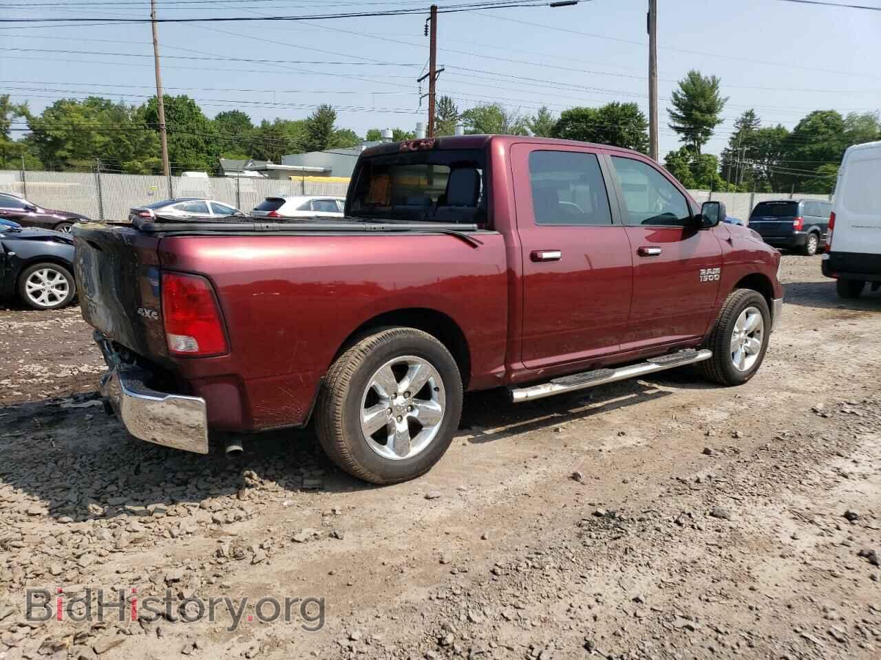 2018 RAM 1500 - VIN: 3C6RR7LG4JG240817 - Фото 3