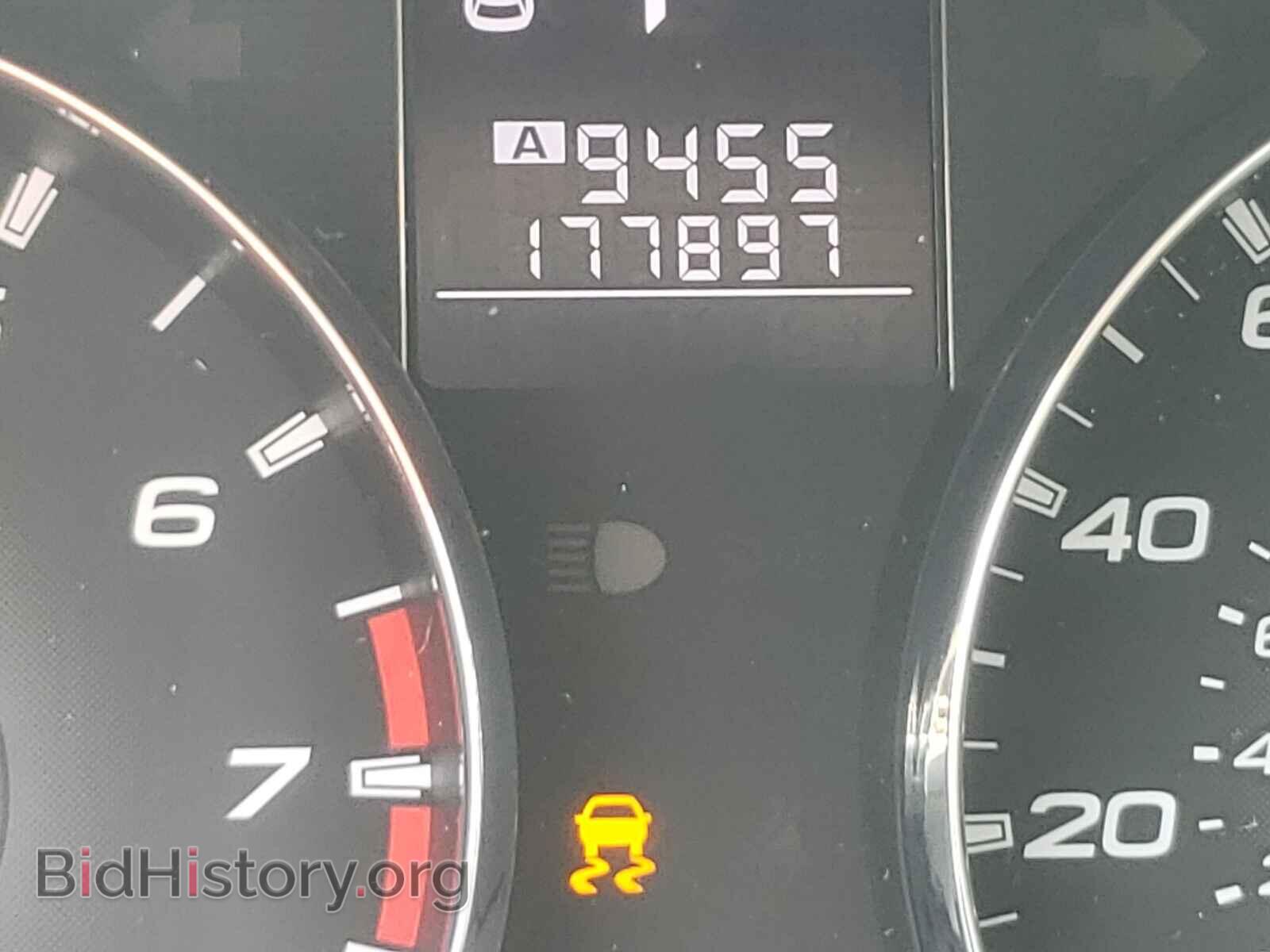 2011 SUBARU LEGACY - VIN: 4S3BMEJ65B2230203 - Фото 8