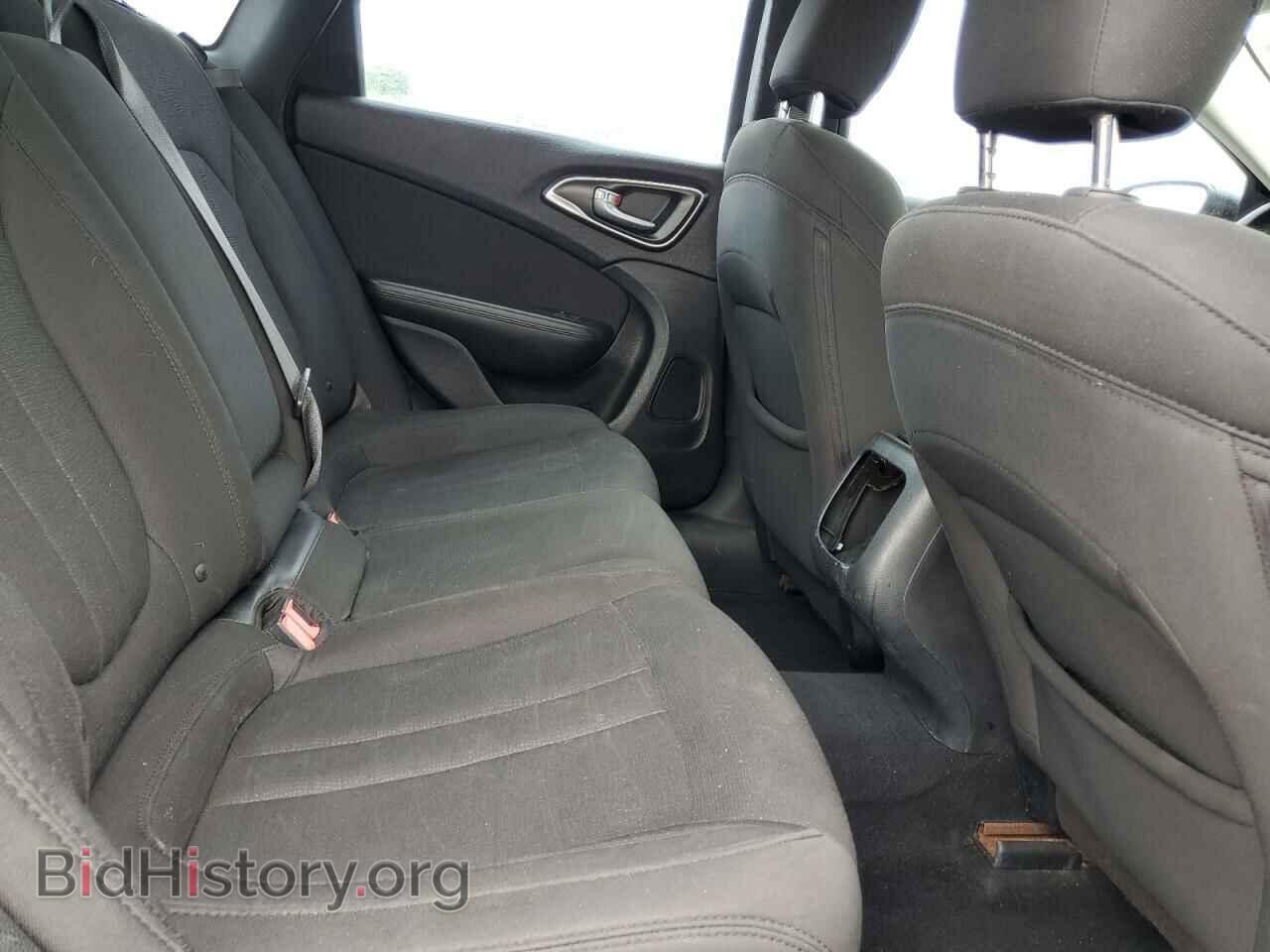 2016 CHRYSLER 200 - VIN: 1C3CCCFB0GN186008 - Фото 10