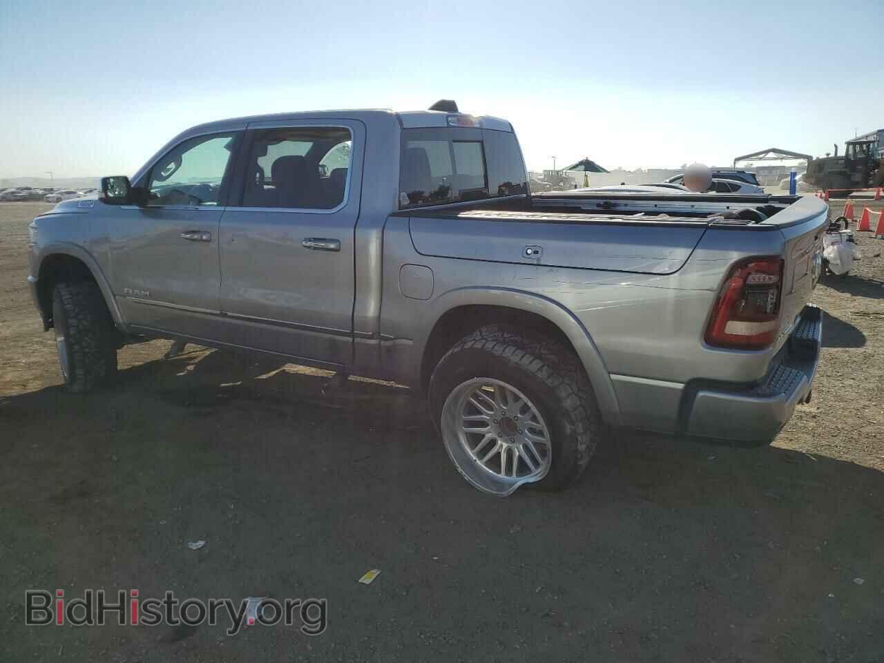 2020 RAM 1500 - VIN: 1C6SRFHT8LN290843 - Фото 2