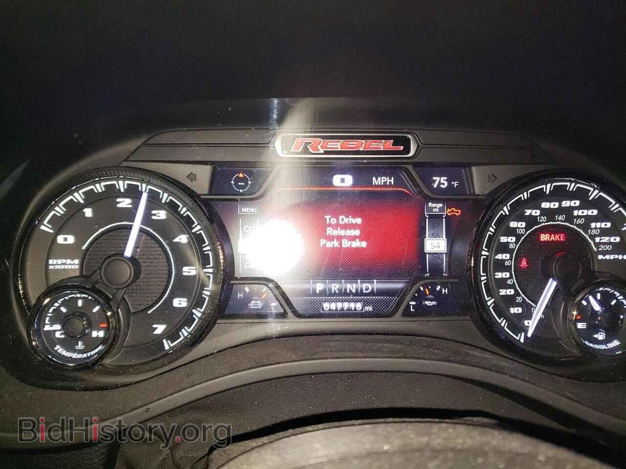 2021 RAM 1500 - VIN: 1C6SRFLT1MN548080 - Photo 9