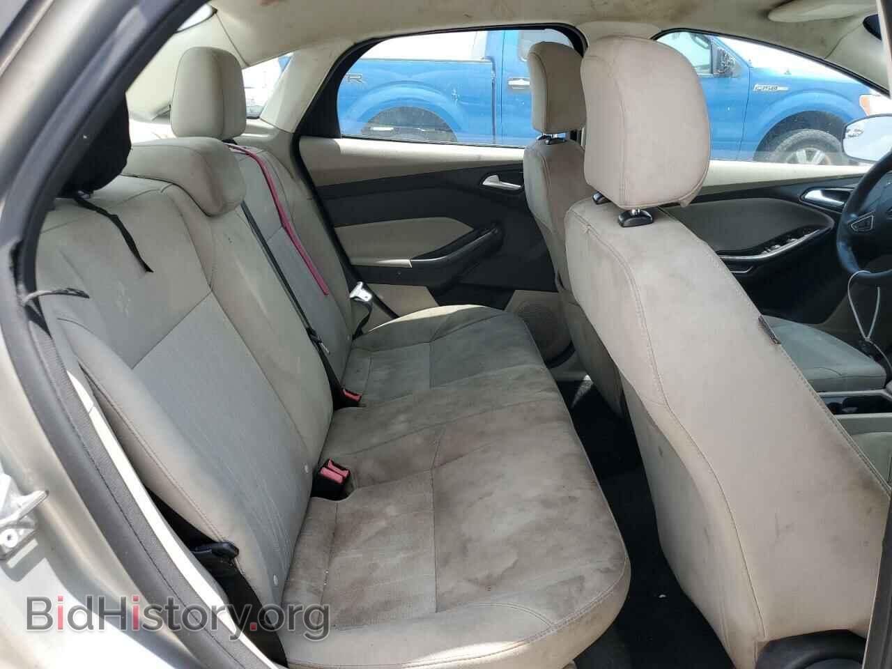 2016 FORD FOCUS - VIN: 1FADP3F2XGL296652 - Фото 10