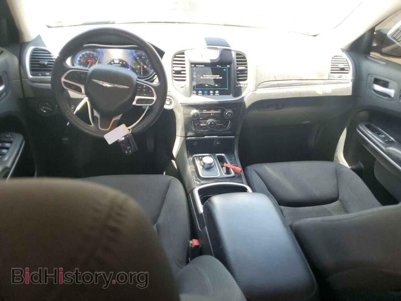 2021 CHRYSLER 300 - VIN: 2C3CCAAG7MH563042 - Фото 8