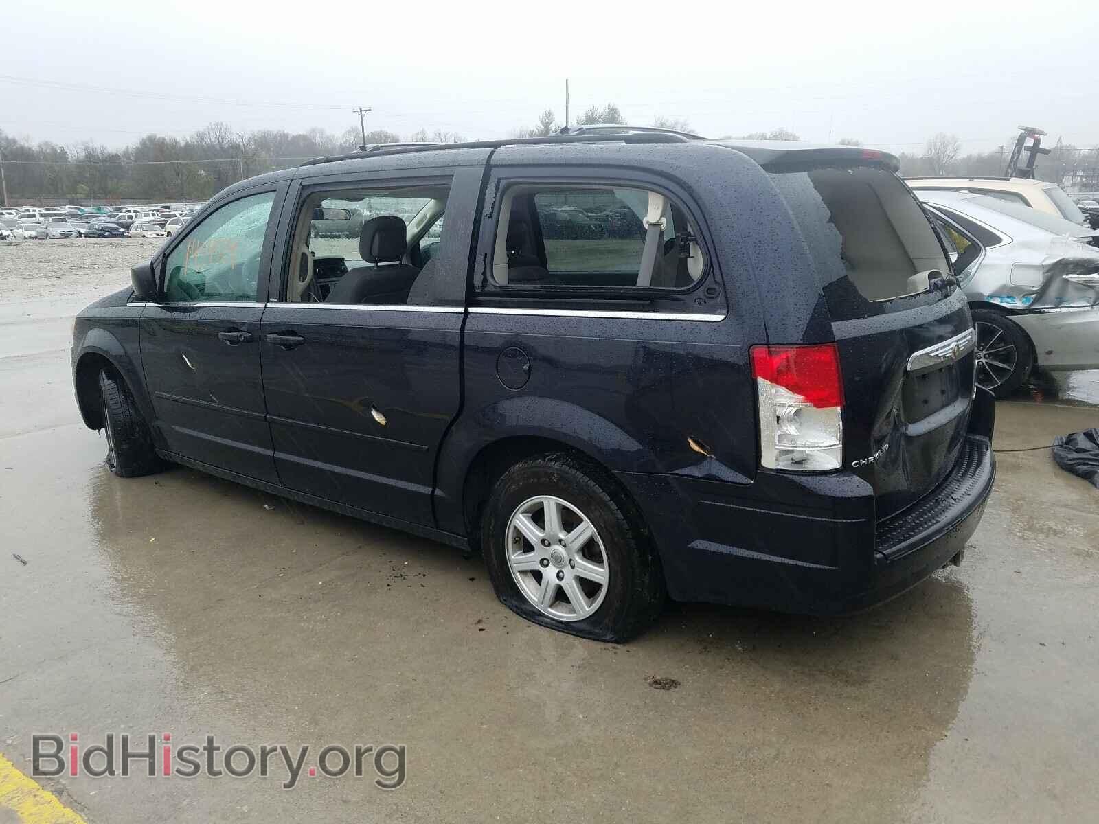 2010 CHRYSLER MINIVAN - VIN: 2A4RR2D1XAR428896 - Фото 3