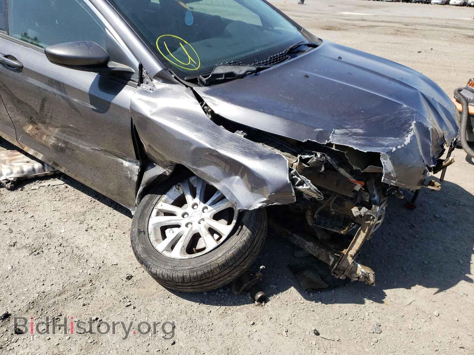 2015 CHRYSLER 200 - VIN: 1C3CCCAB9FN627463 - Фото 9