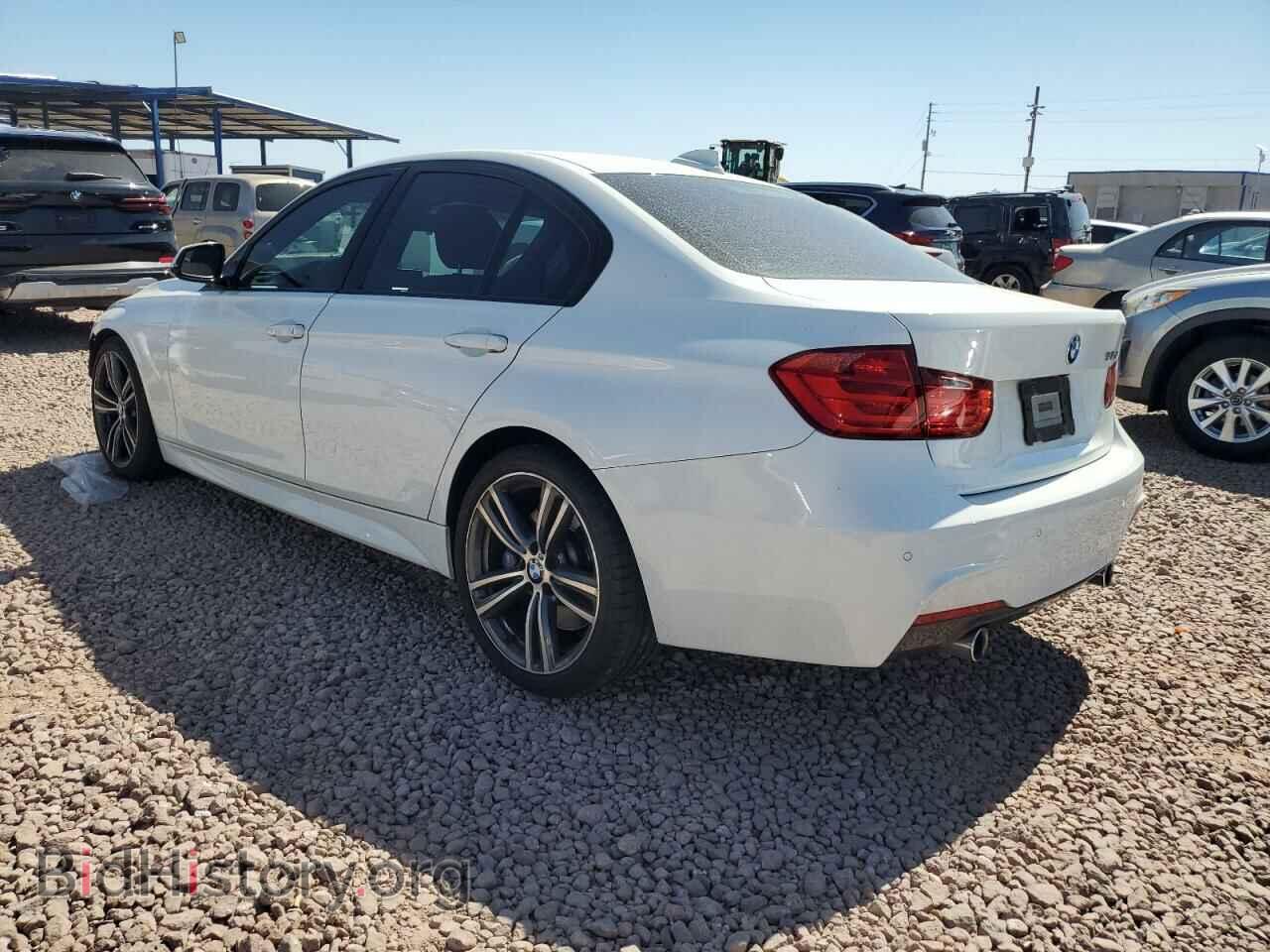 2015 BMW 3 SERIES - VIN: WBA3A9G55FNS66557 - Фото 2